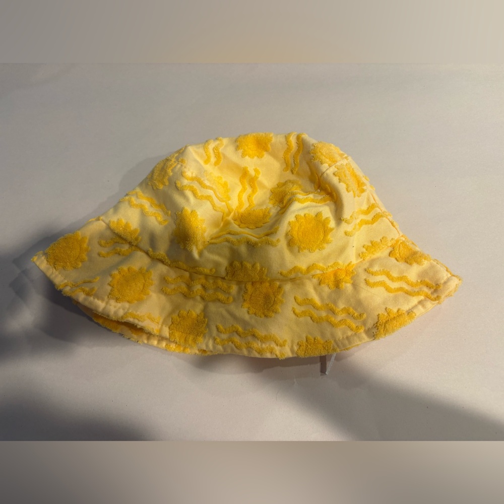 Altar’d State Yellow Sun Pattern Bucket Hat